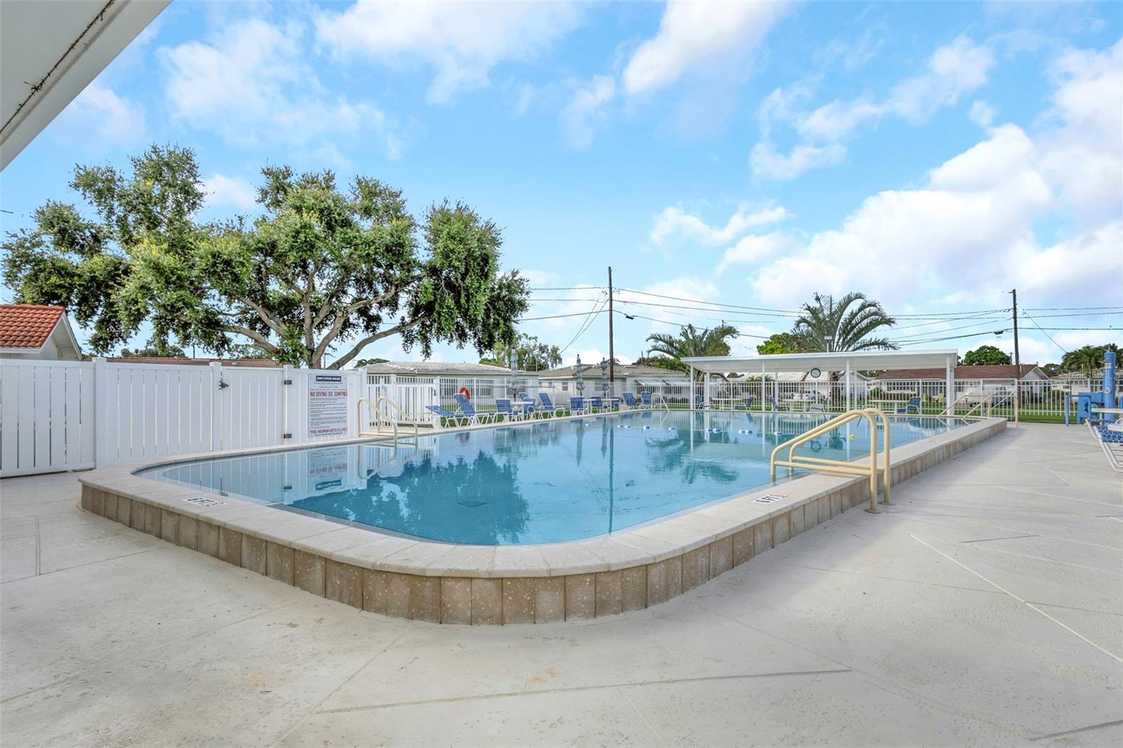Image 67 of 80 For 10032 39th Way N