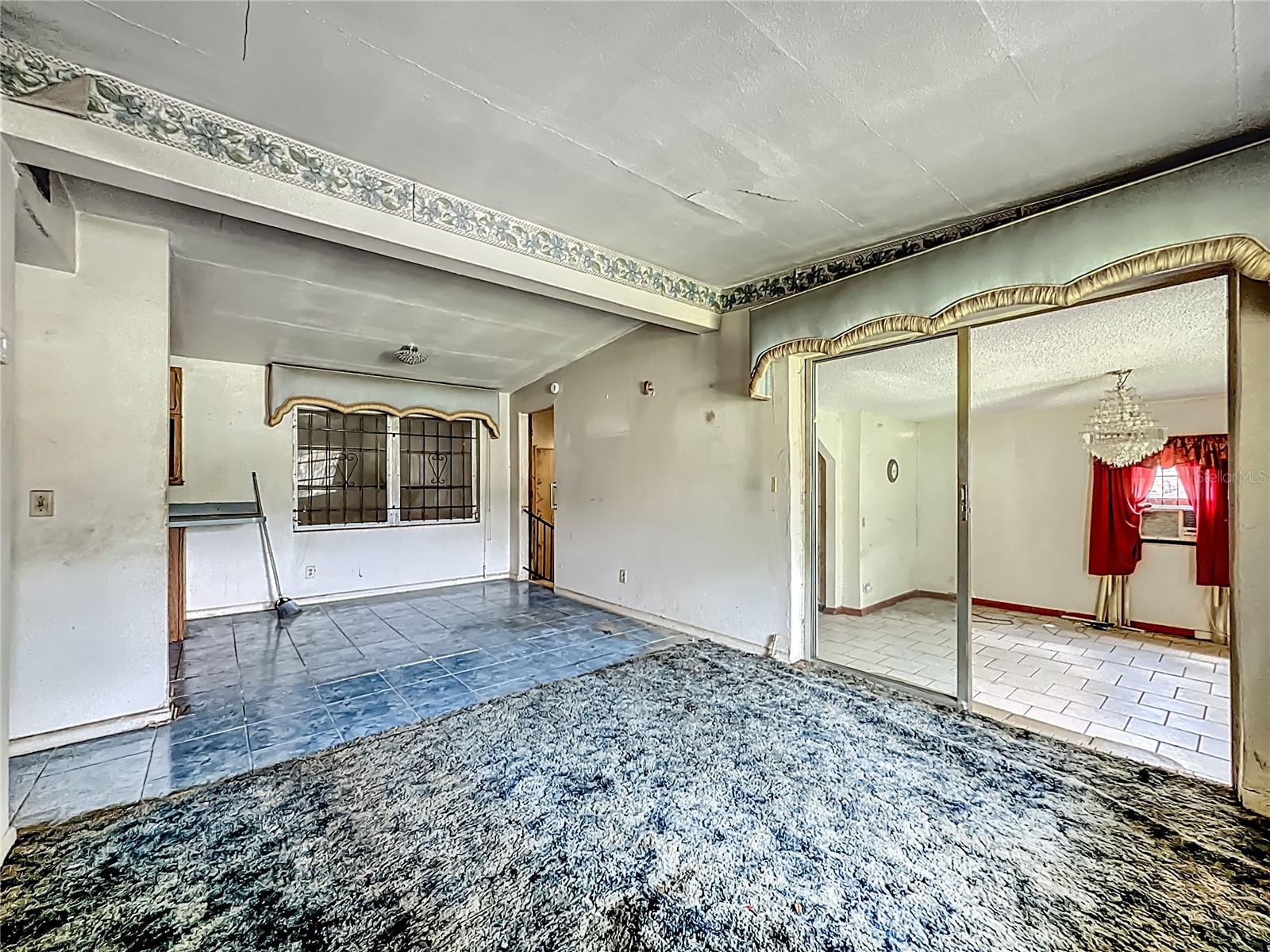 Image 14 of 40 For 4306 Trenton Drive N