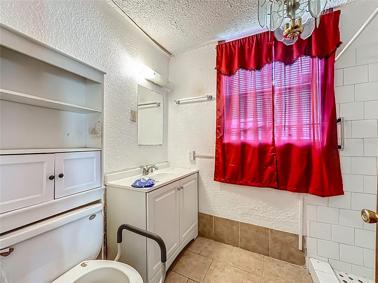 Image 17 of 40 For 4306 Trenton Drive N