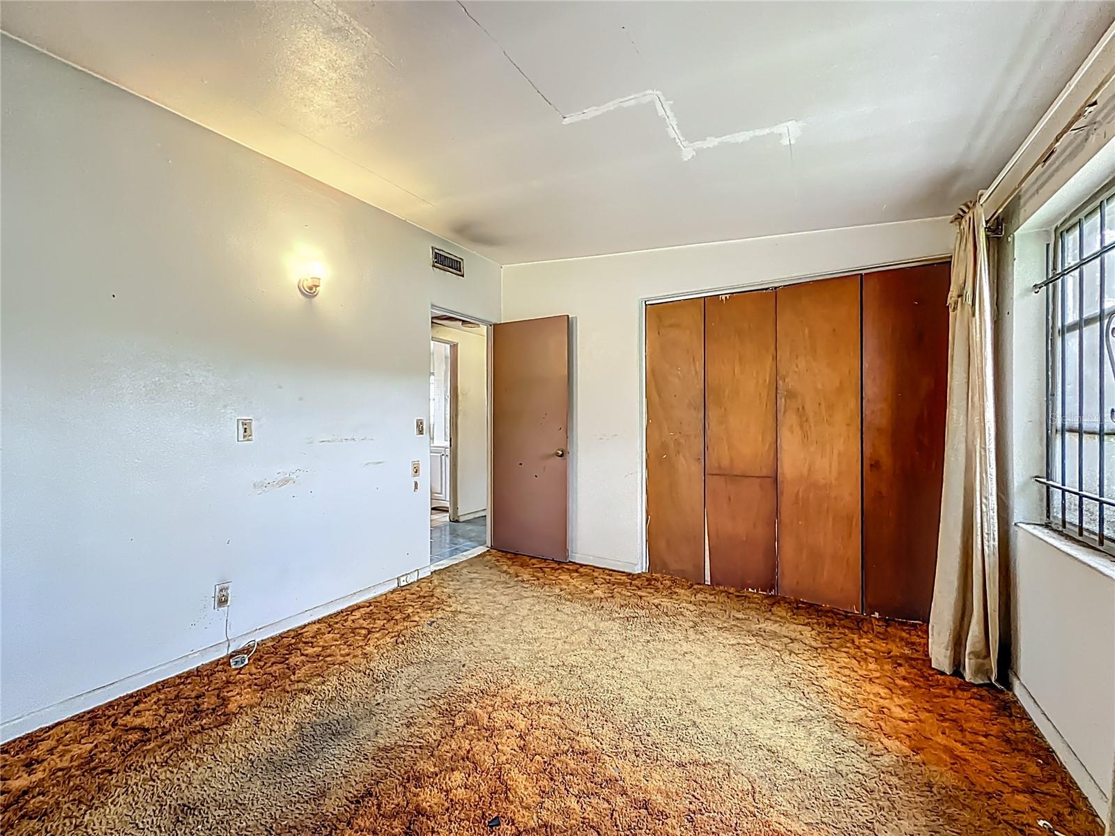 Image 23 of 40 For 4306 Trenton Drive N