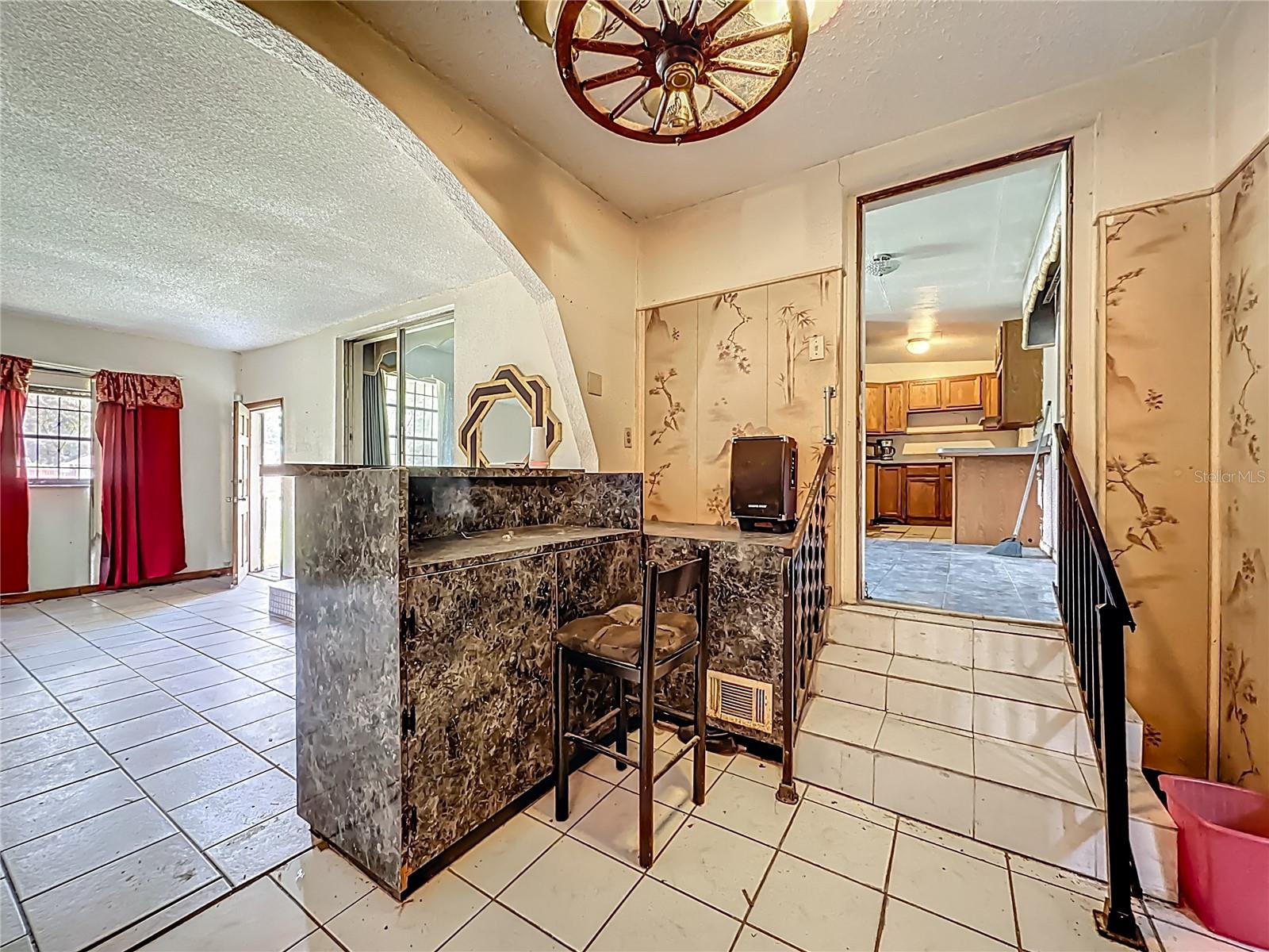 Image 6 of 40 For 4306 Trenton Drive N
