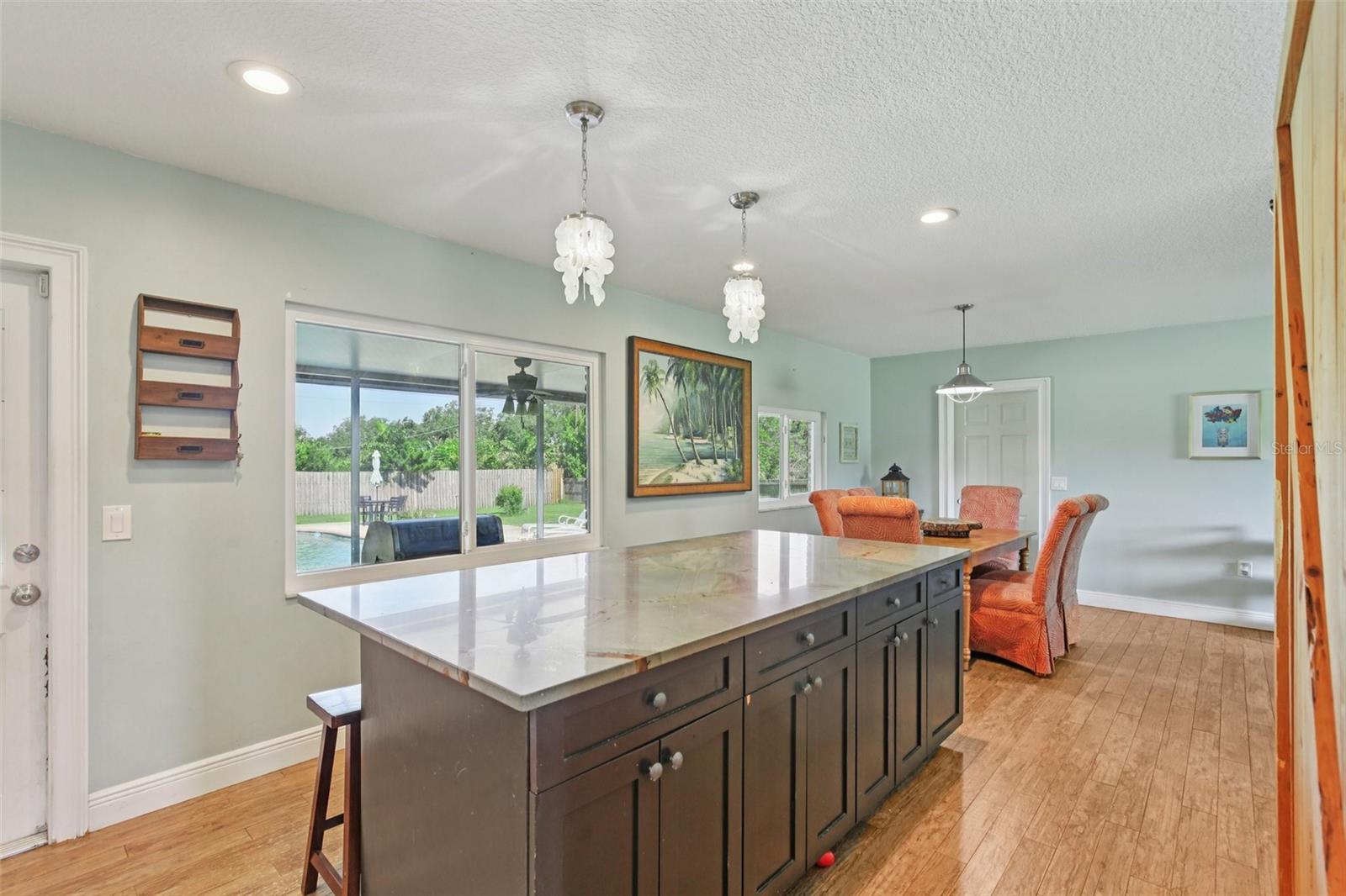 Image 20 of 74 For 1306 Ivywood Drive
