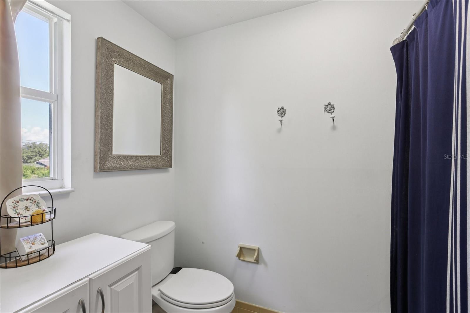 Image 49 of 74 For 1306 Ivywood Drive