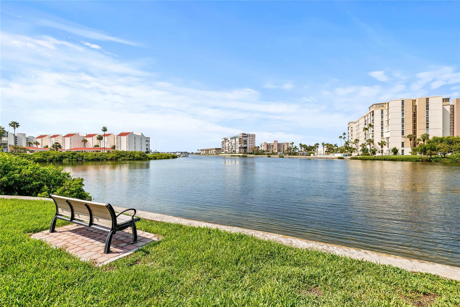 Image 36 of 45 For 7867 Sailboat Key Blvd S  201