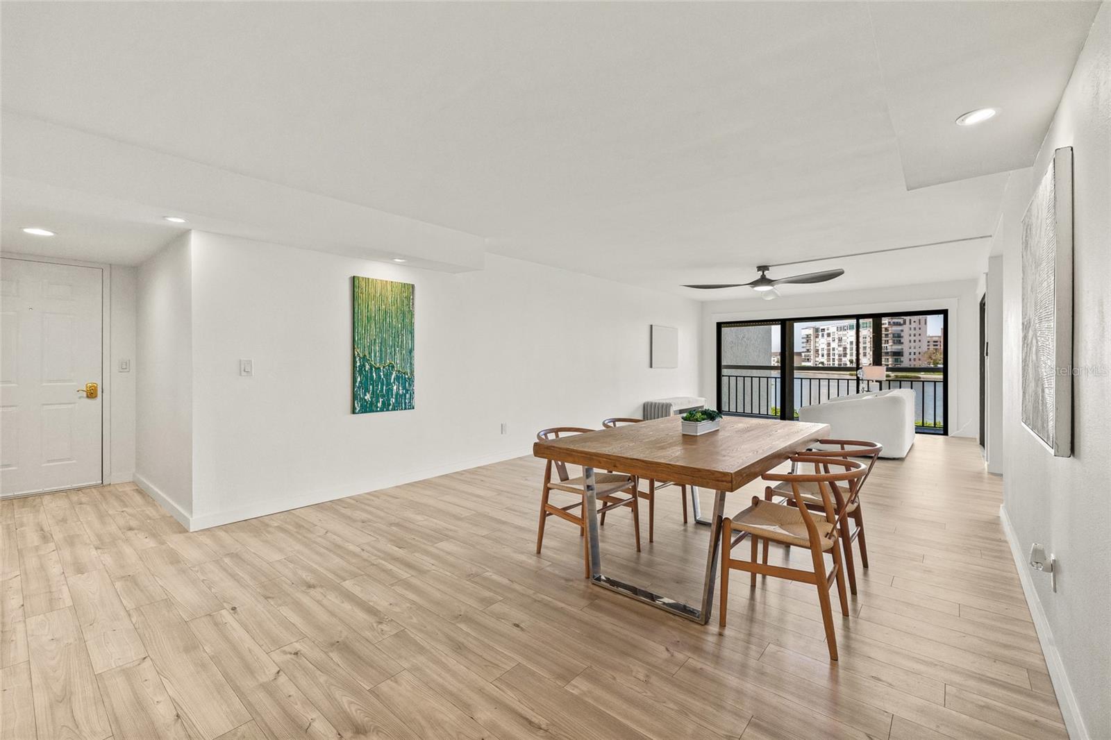Image 6 of 45 For 7867 Sailboat Key Blvd S  201