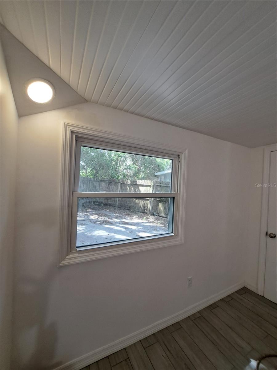 Image 12 of 76 For 1040 65th Street S