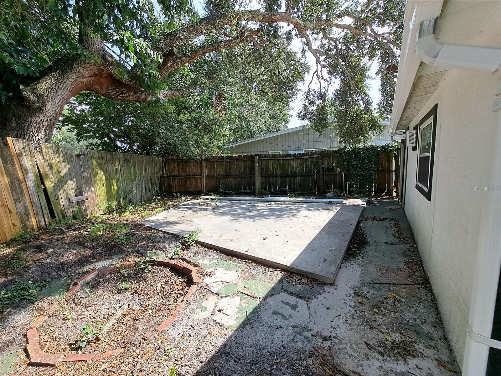 Image 61 of 76 For 1040 65th Street S