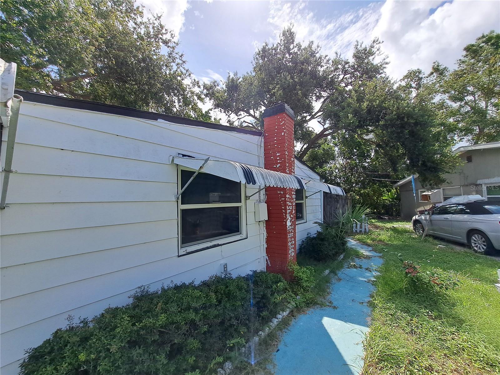Image 73 of 76 For 1040 65th Street S