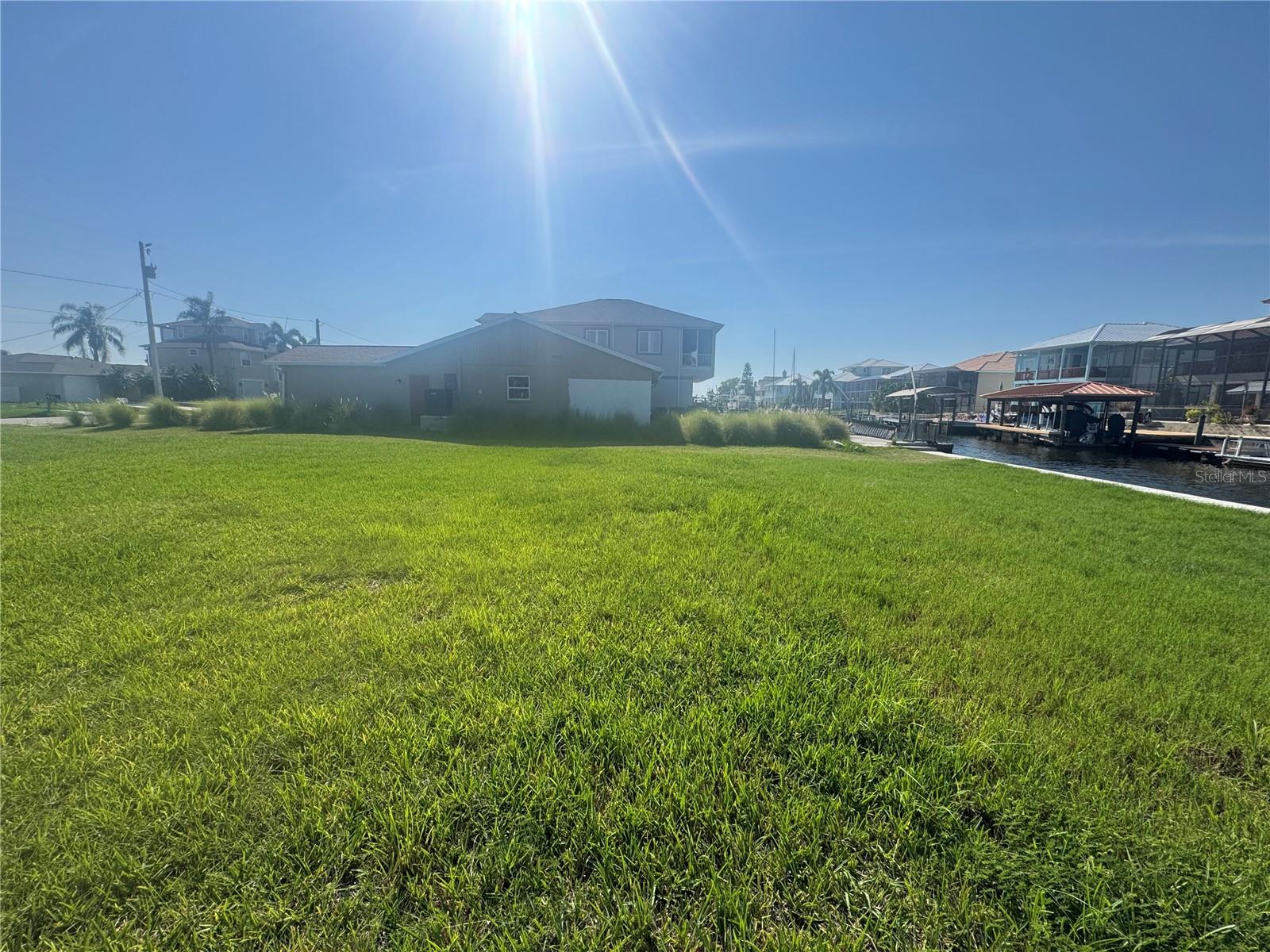 Image 4 of 10 For 7429 Hatteras