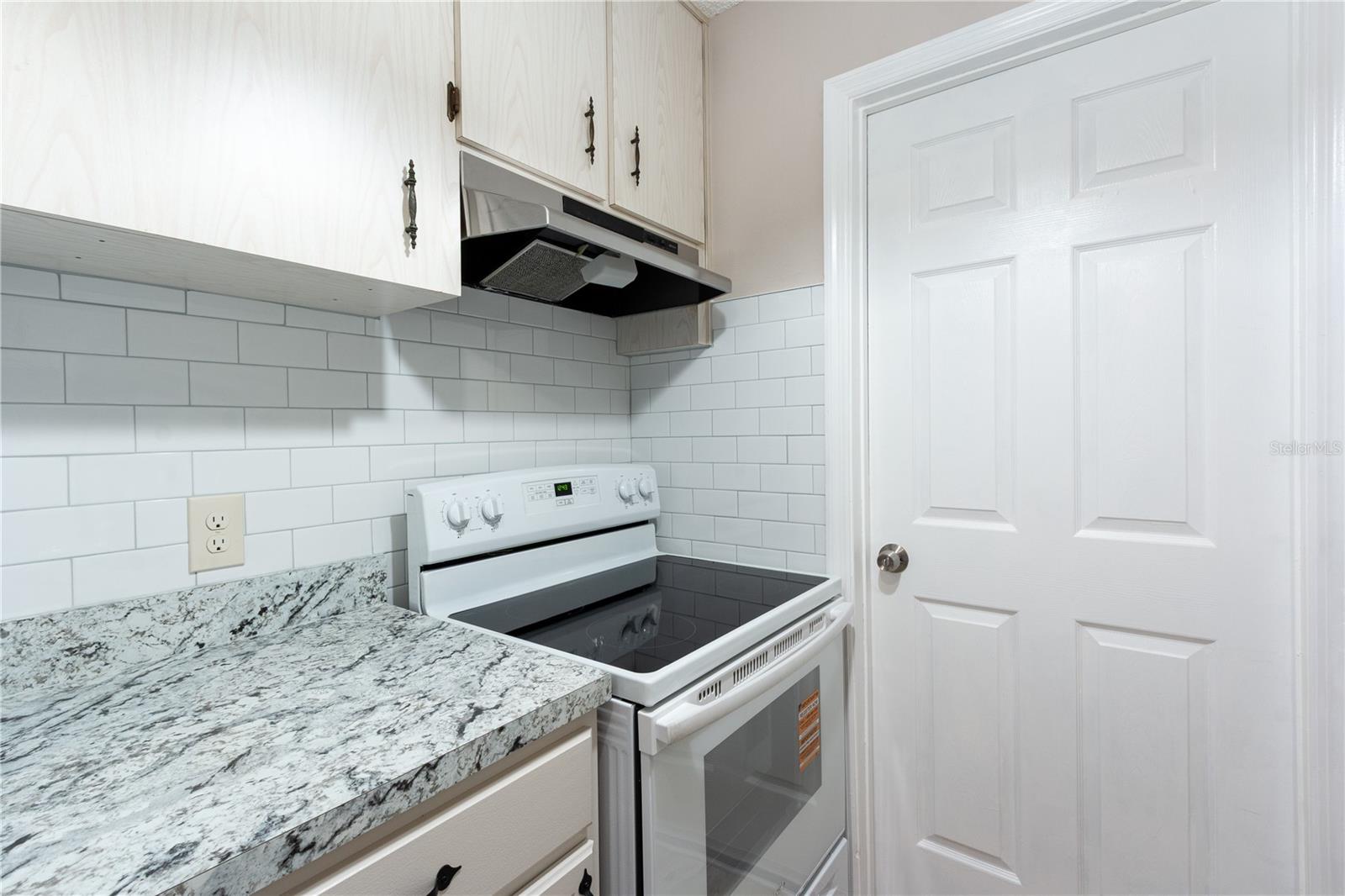 Image 6 of 12 For 4936 Ilener Street