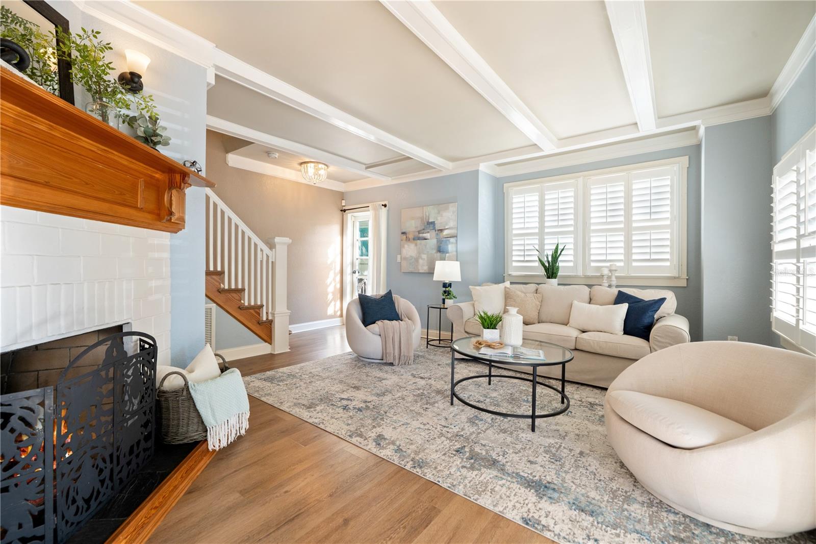 Image 2 of 61 For 937 5th Street N