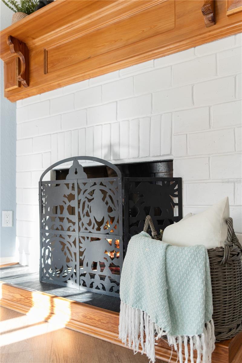 Image 20 of 61 For 937 5th Street N