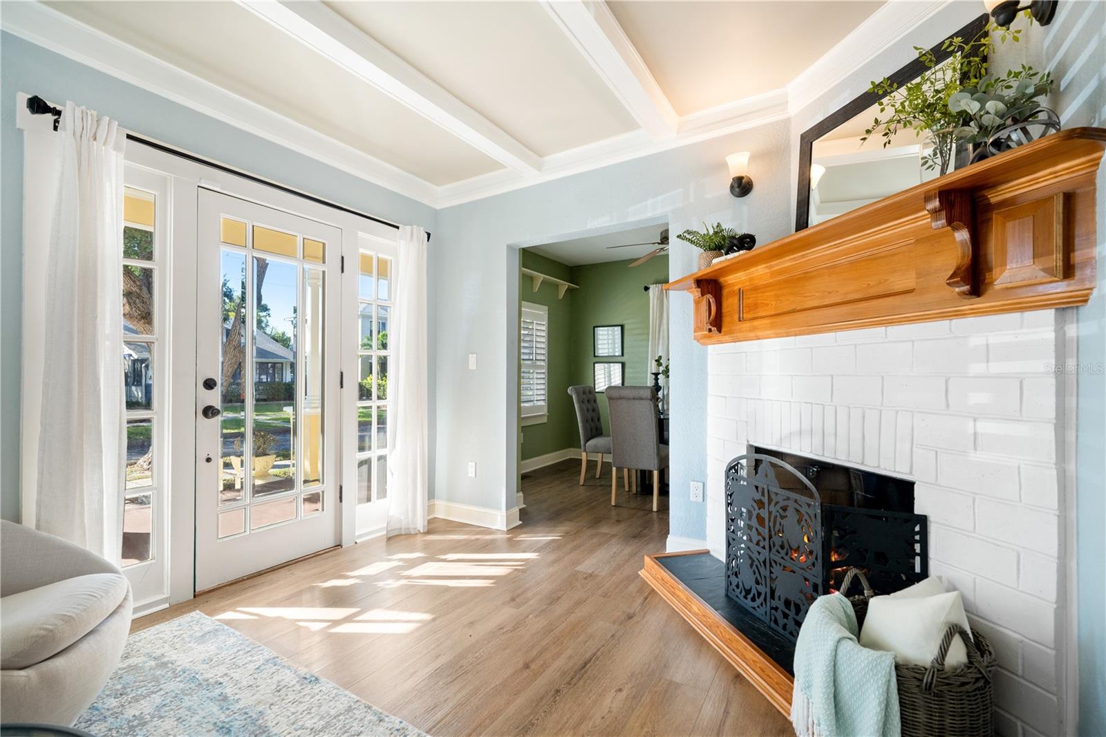 Image 21 of 61 For 937 5th Street N