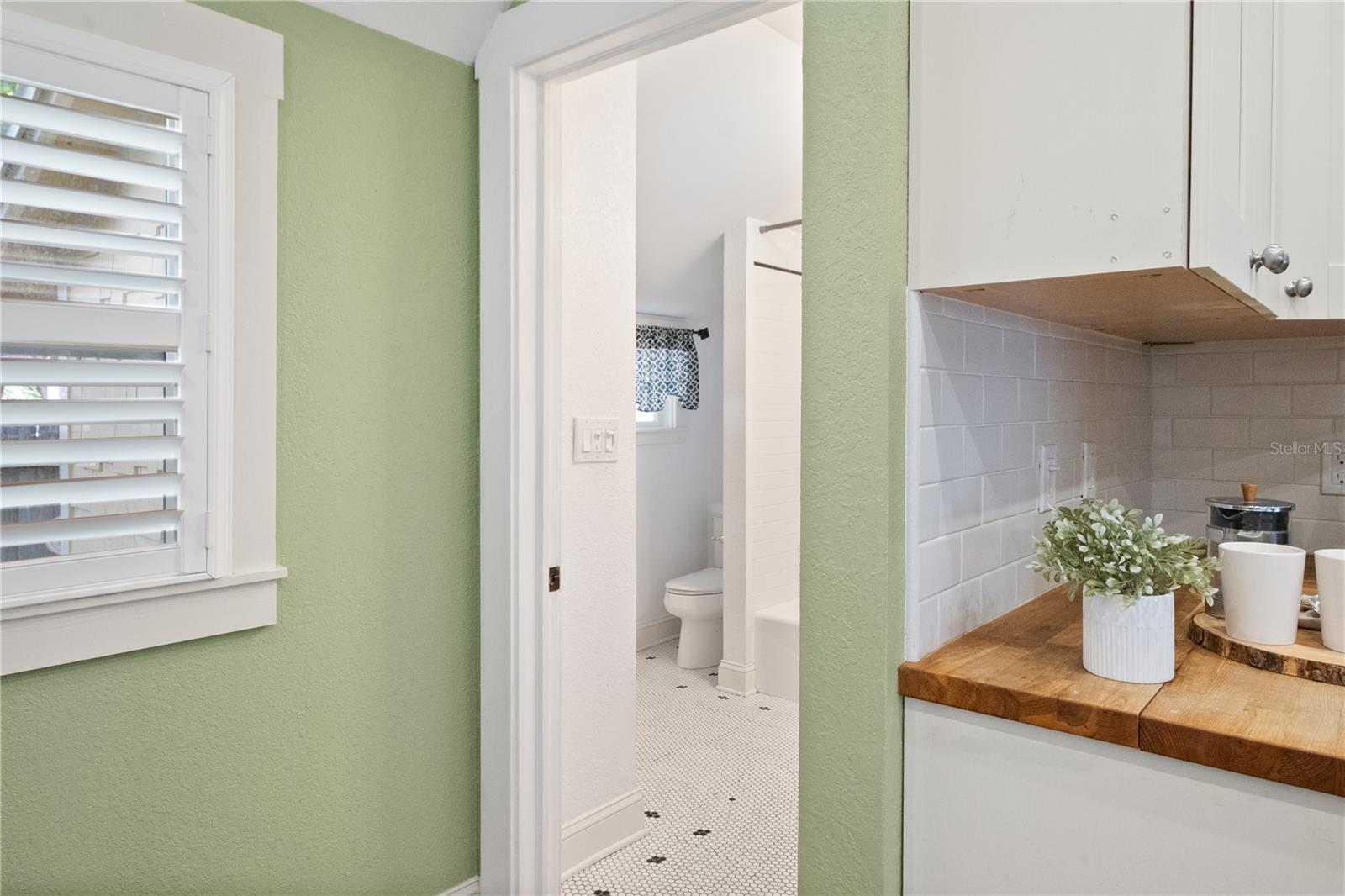 Image 30 of 61 For 937 5th Street N