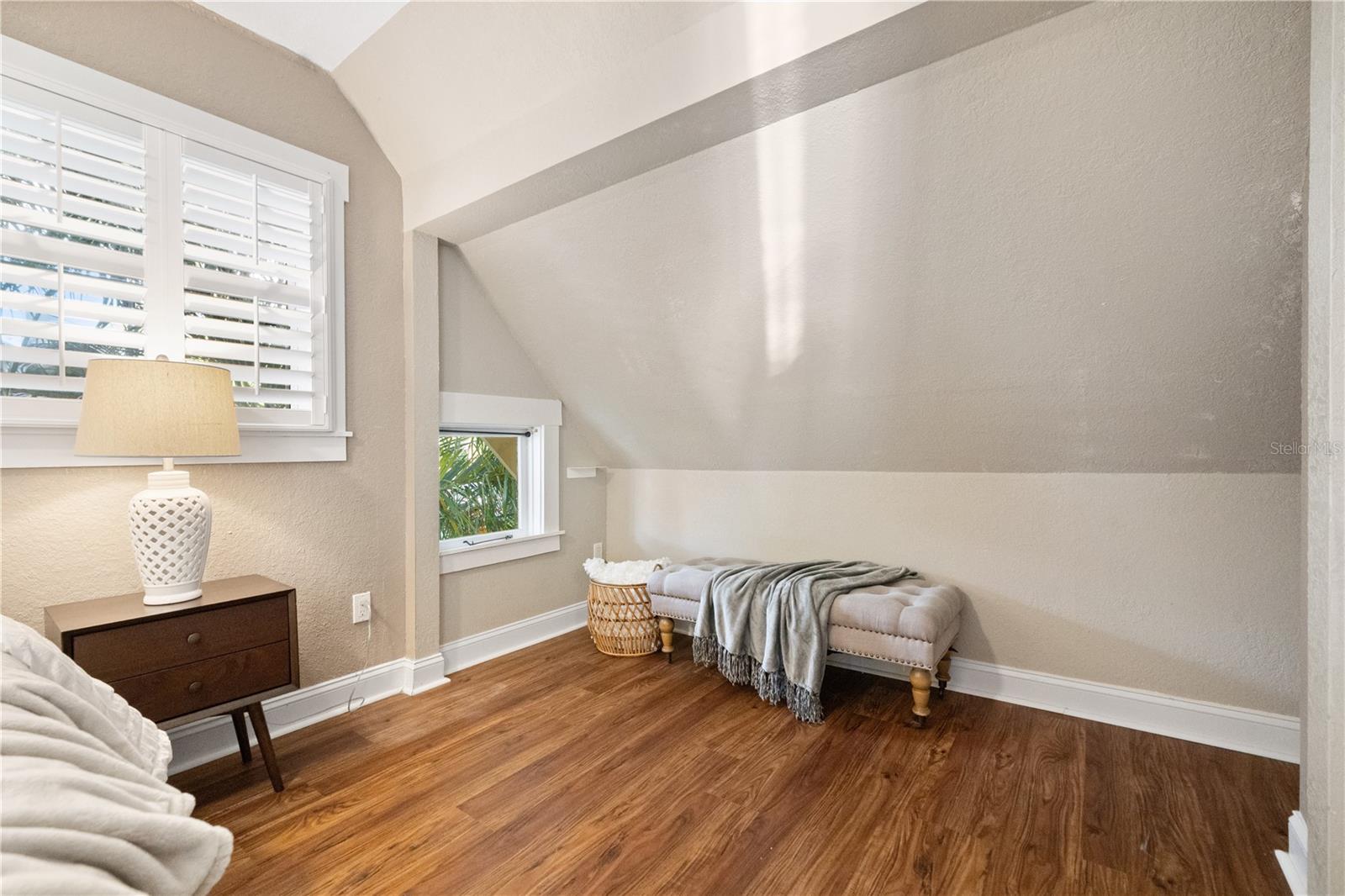 Image 39 of 61 For 937 5th Street N