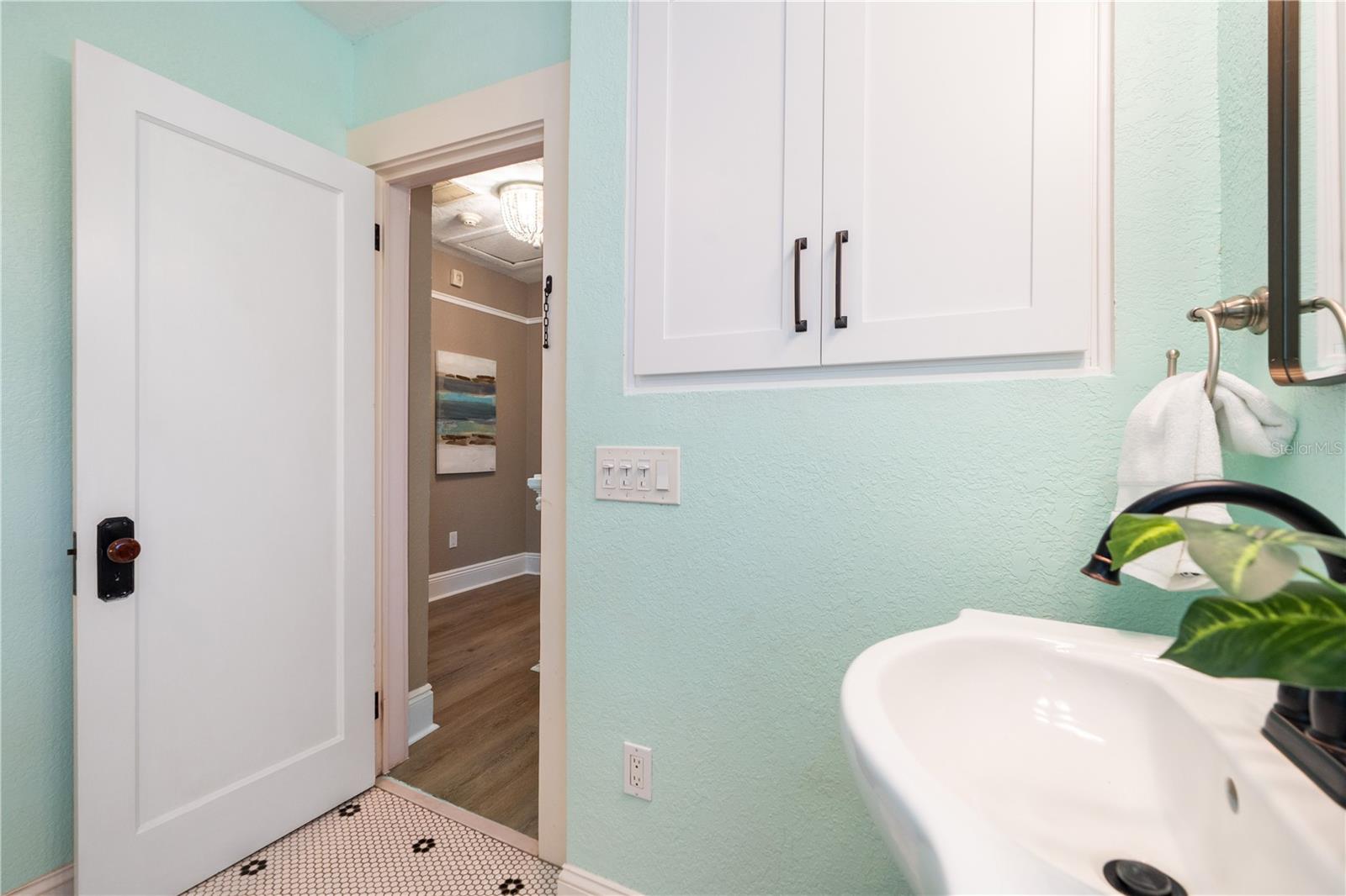 Image 45 of 61 For 937 5th Street N