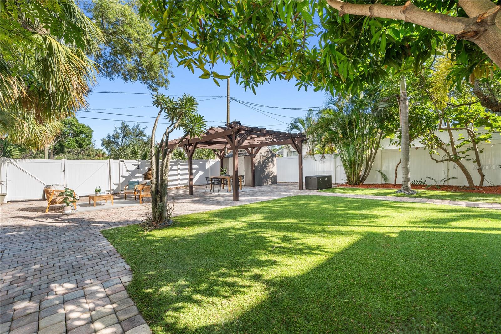 Image 49 of 61 For 937 5th Street N