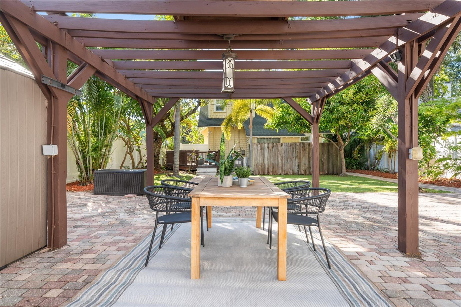 Image 52 of 61 For 937 5th Street N