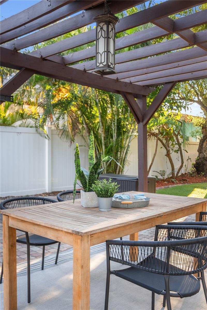 Image 54 of 61 For 937 5th Street N