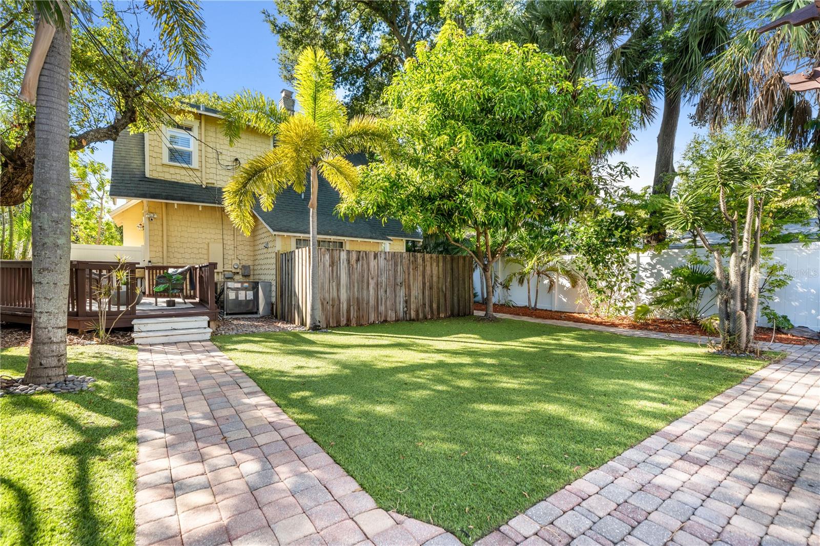 Image 55 of 61 For 937 5th Street N