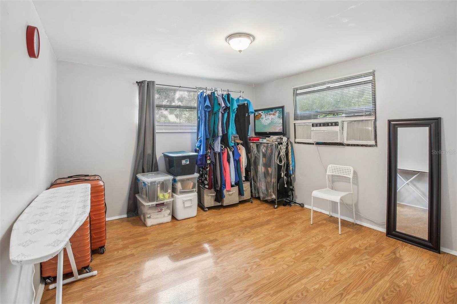 Image 12 of 25 For 10821 105th Street