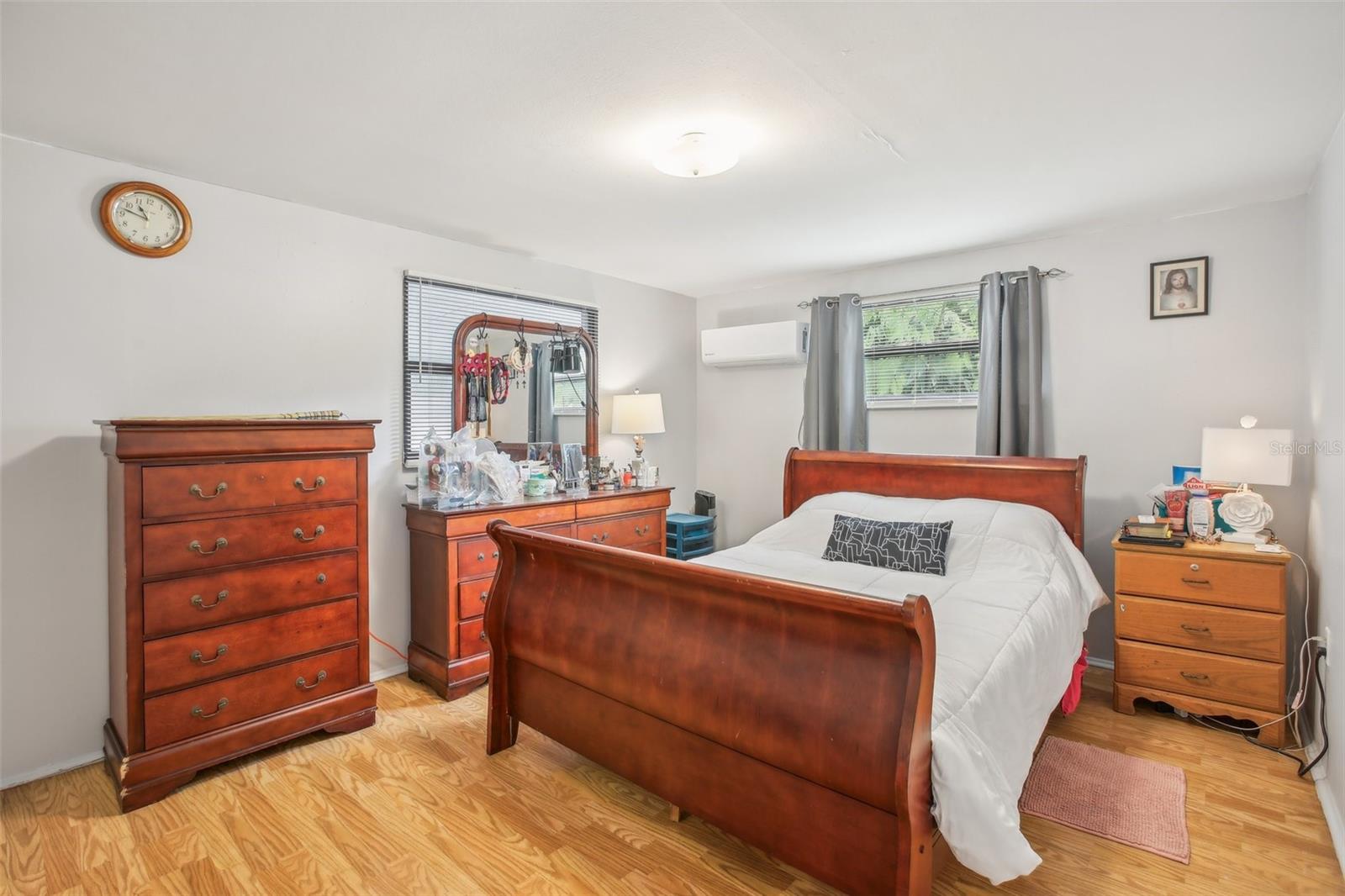 Image 16 of 25 For 10821 105th Street