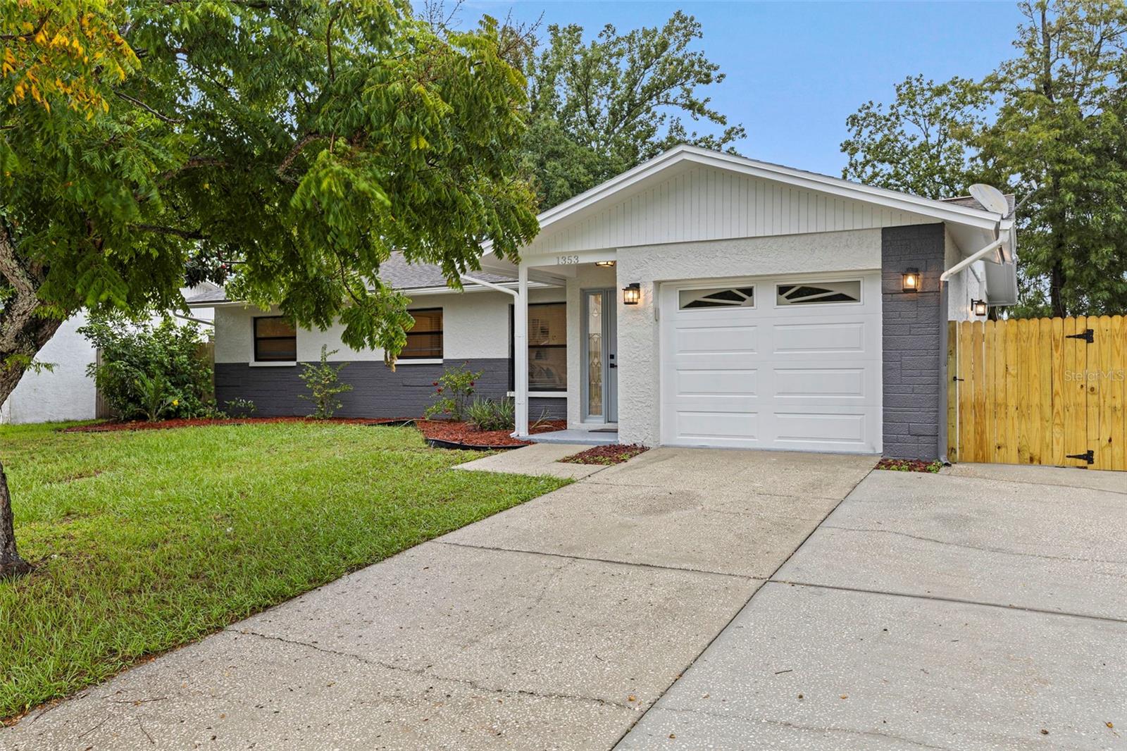 Details for 1353 Wildwood Court, DUNEDIN, FL 34698