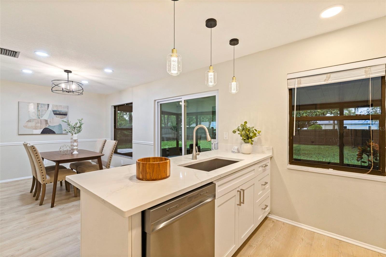 Image 13 of 31 For 1353 Wildwood Court