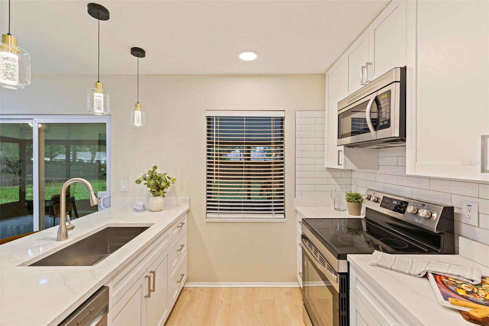 Image 15 of 31 For 1353 Wildwood Court