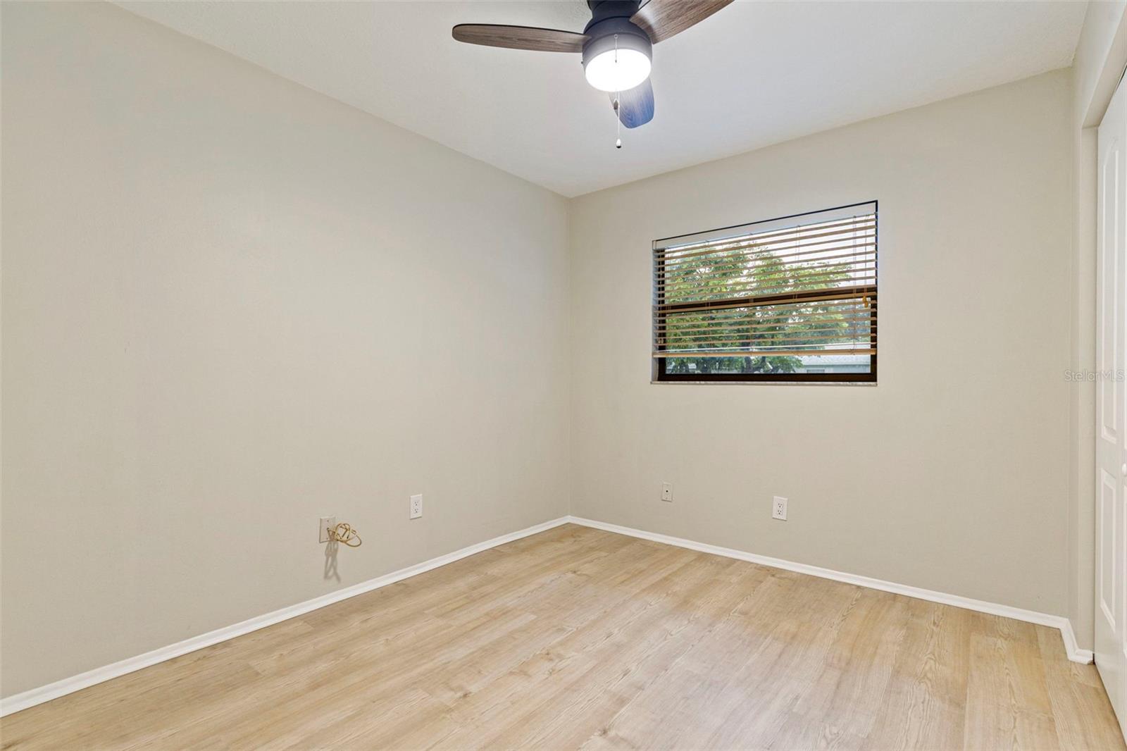 Image 23 of 31 For 1353 Wildwood Court