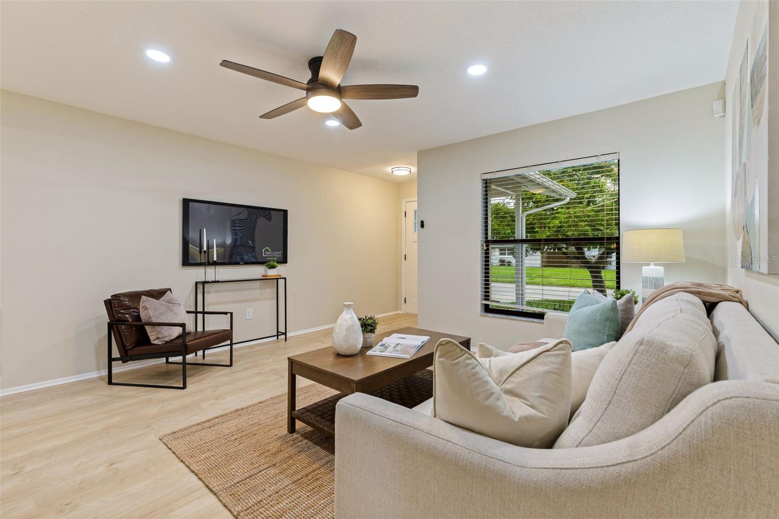 Image 7 of 31 For 1353 Wildwood Court