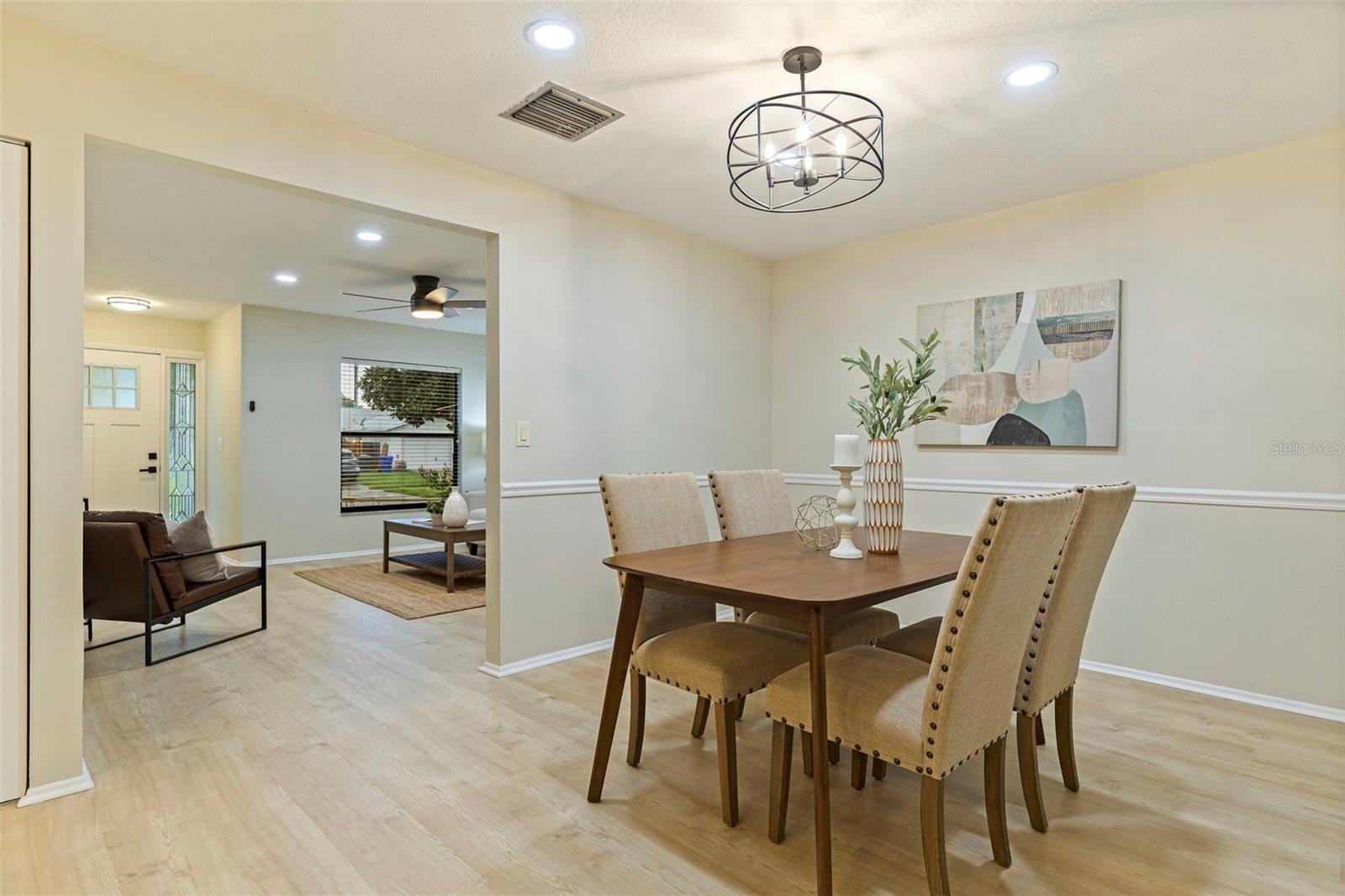 Image 9 of 31 For 1353 Wildwood Court