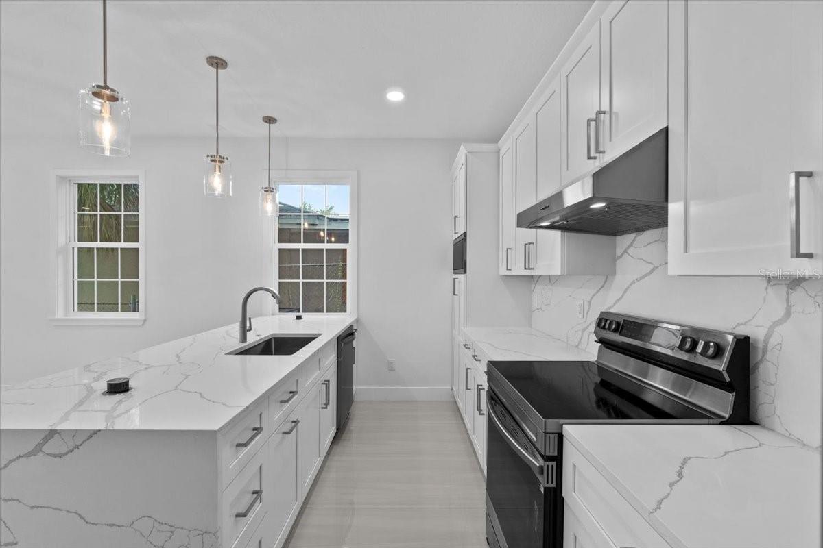 Image 11 of 39 For 3513 23rd Street