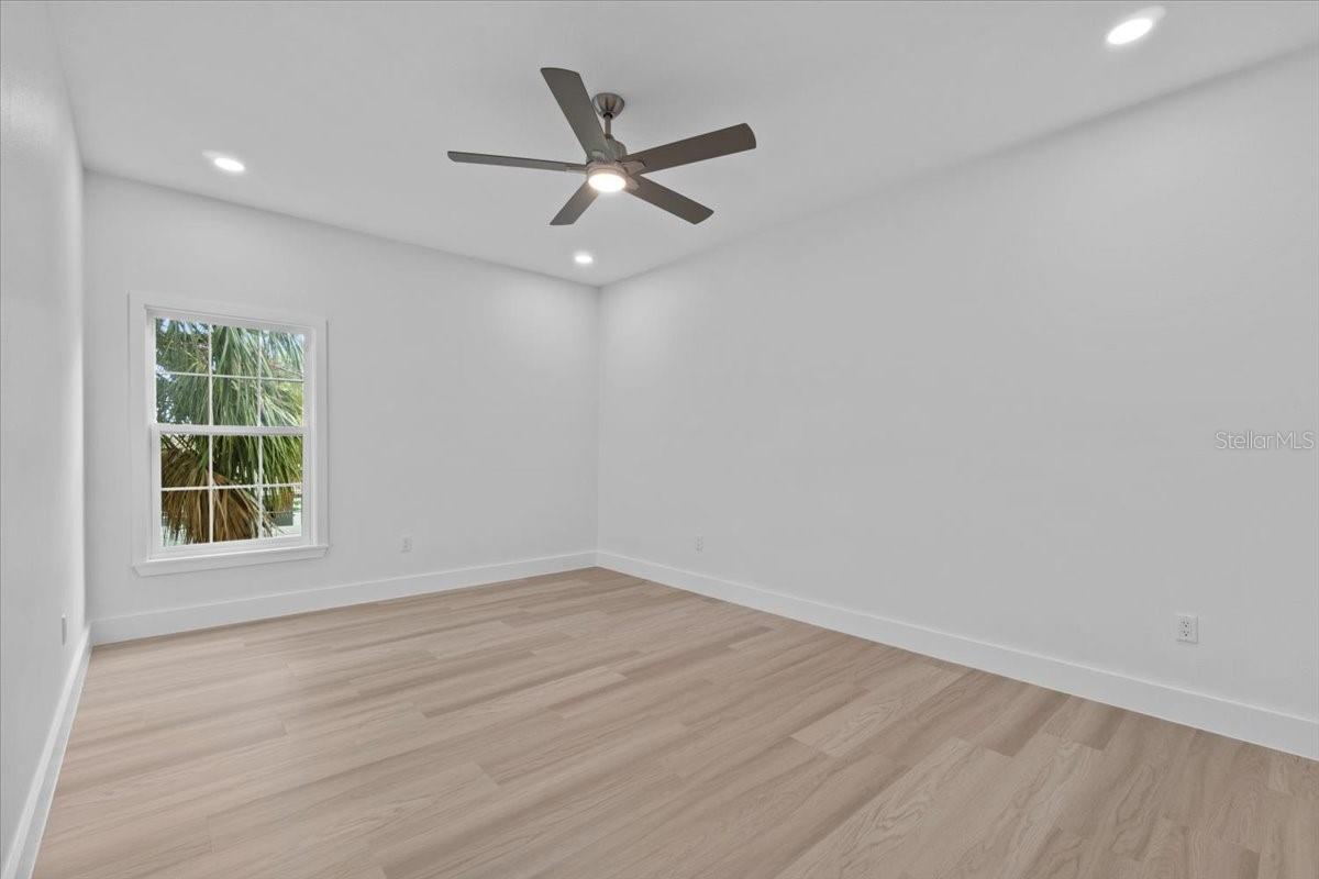 Image 26 of 39 For 3513 23rd Street