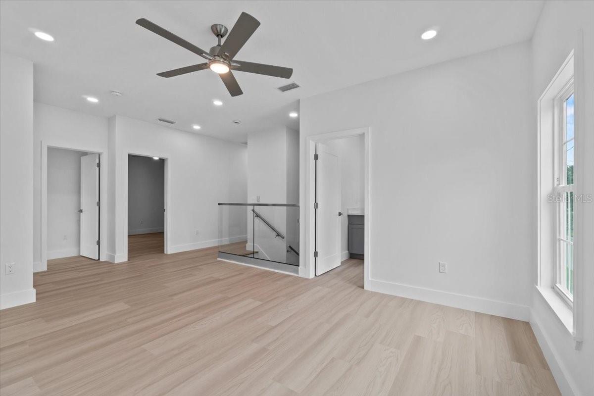 Image 29 of 39 For 3513 23rd Street