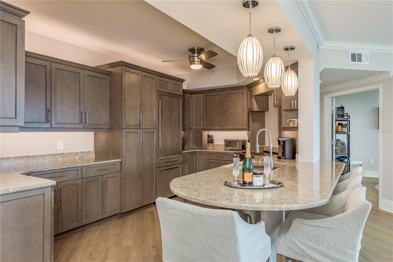Image 13 of 42 For 1170 Gulf Boulevard 1104