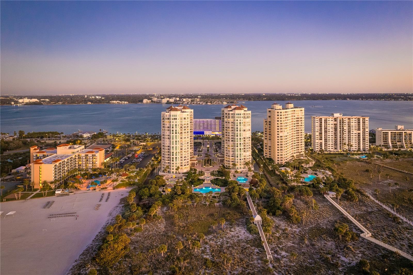 Image 2 of 42 For 1170 Gulf Boulevard 1104