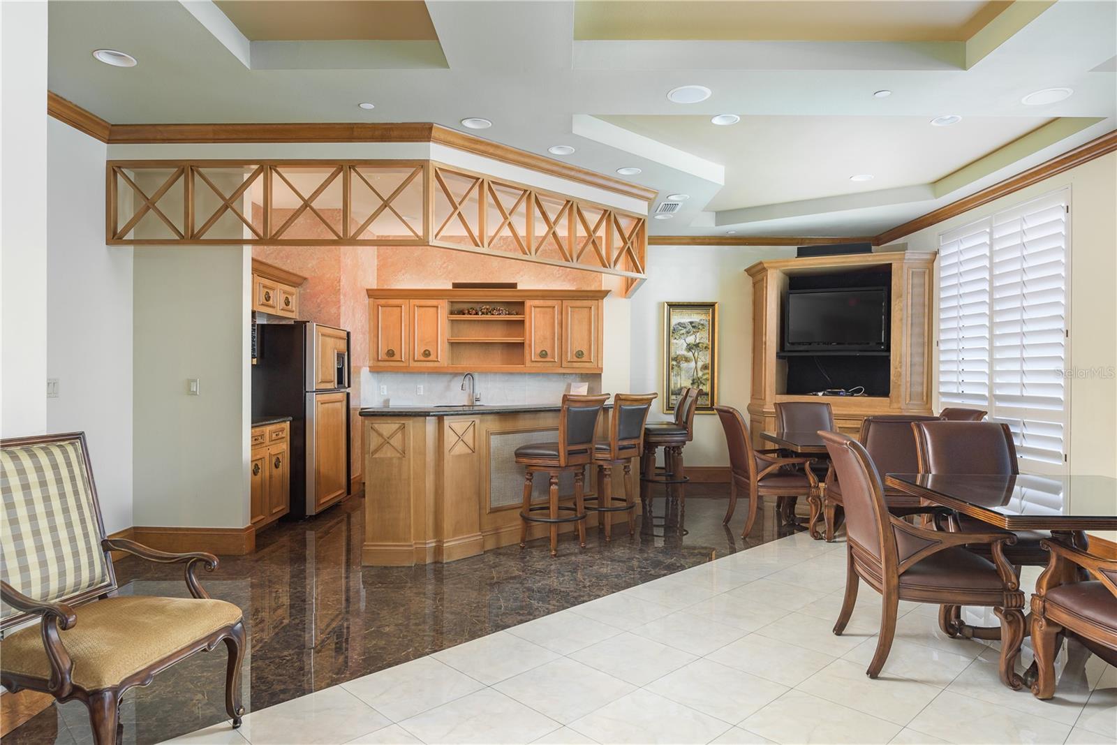 Image 32 of 42 For 1170 Gulf Boulevard 1104