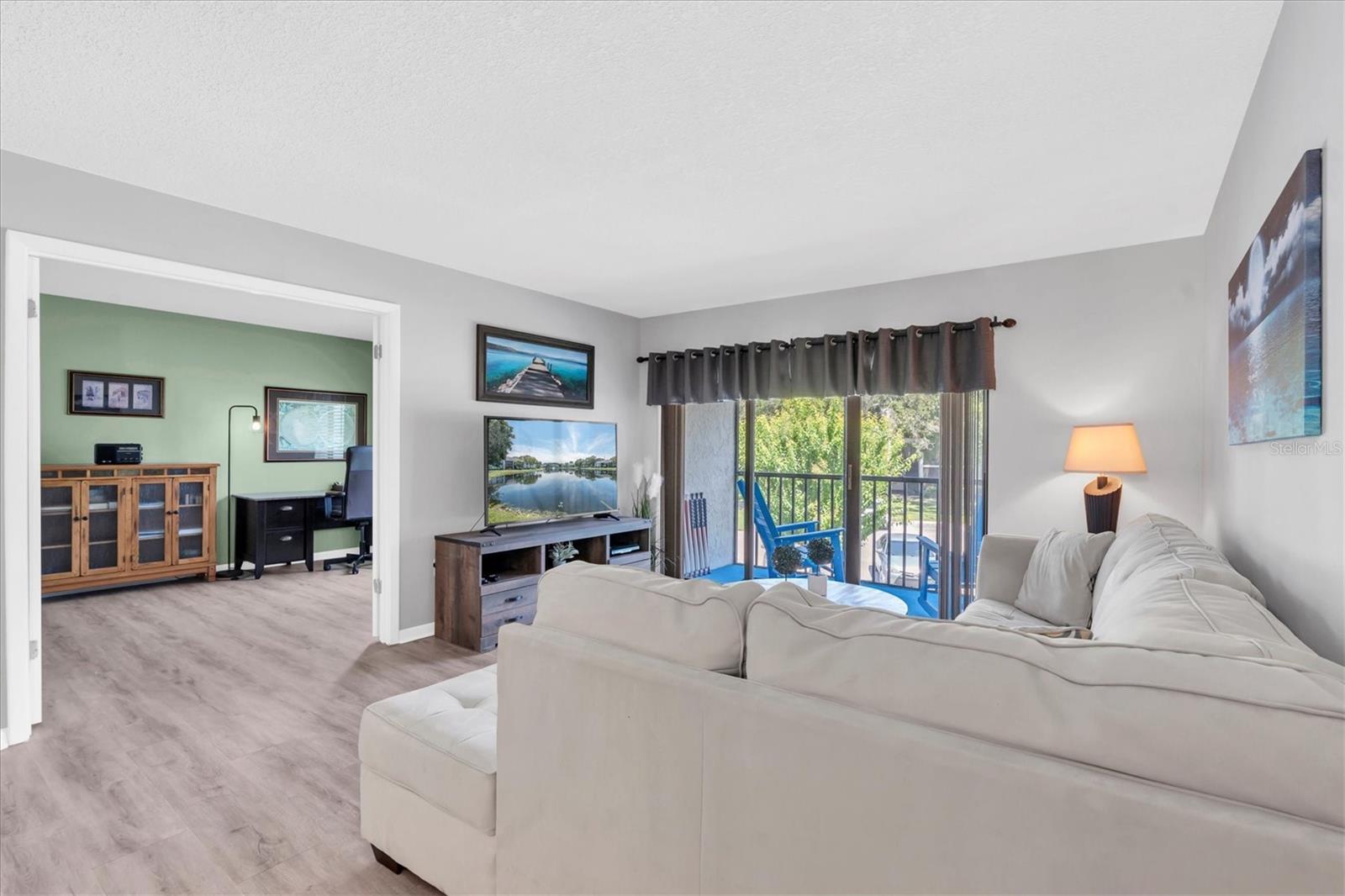 Image 6 of 34 For 1207 Pine Ridge Circle W H2