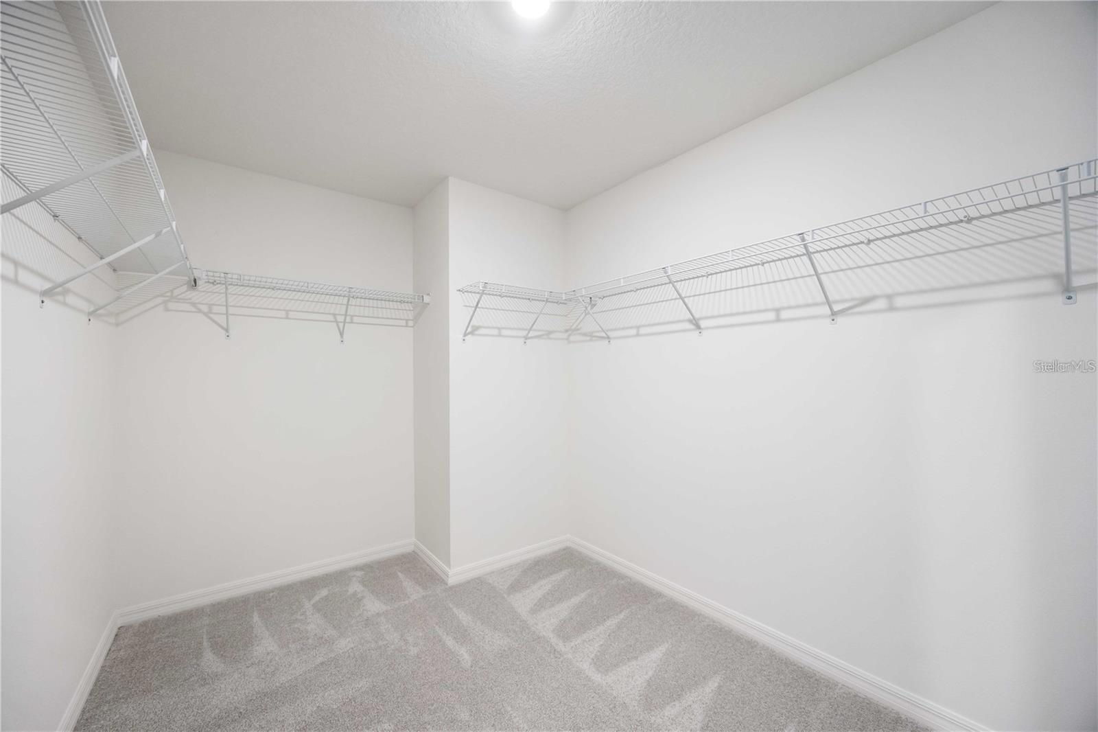 Image 16 of 28 For 37488 Williamette Way