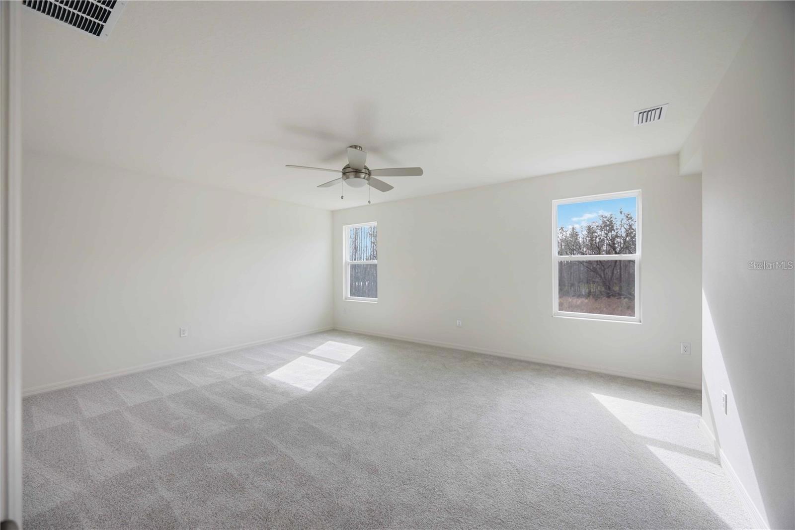 Image 19 of 28 For 37488 Williamette Way