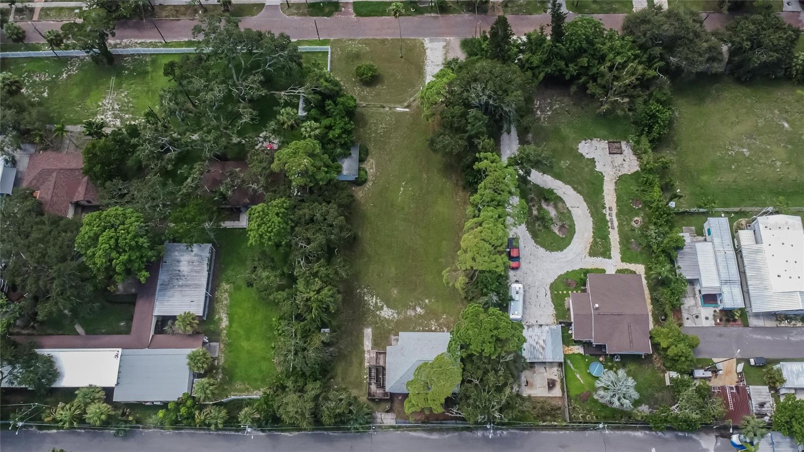 Image 6 of 14 For 745 34th Avenue S