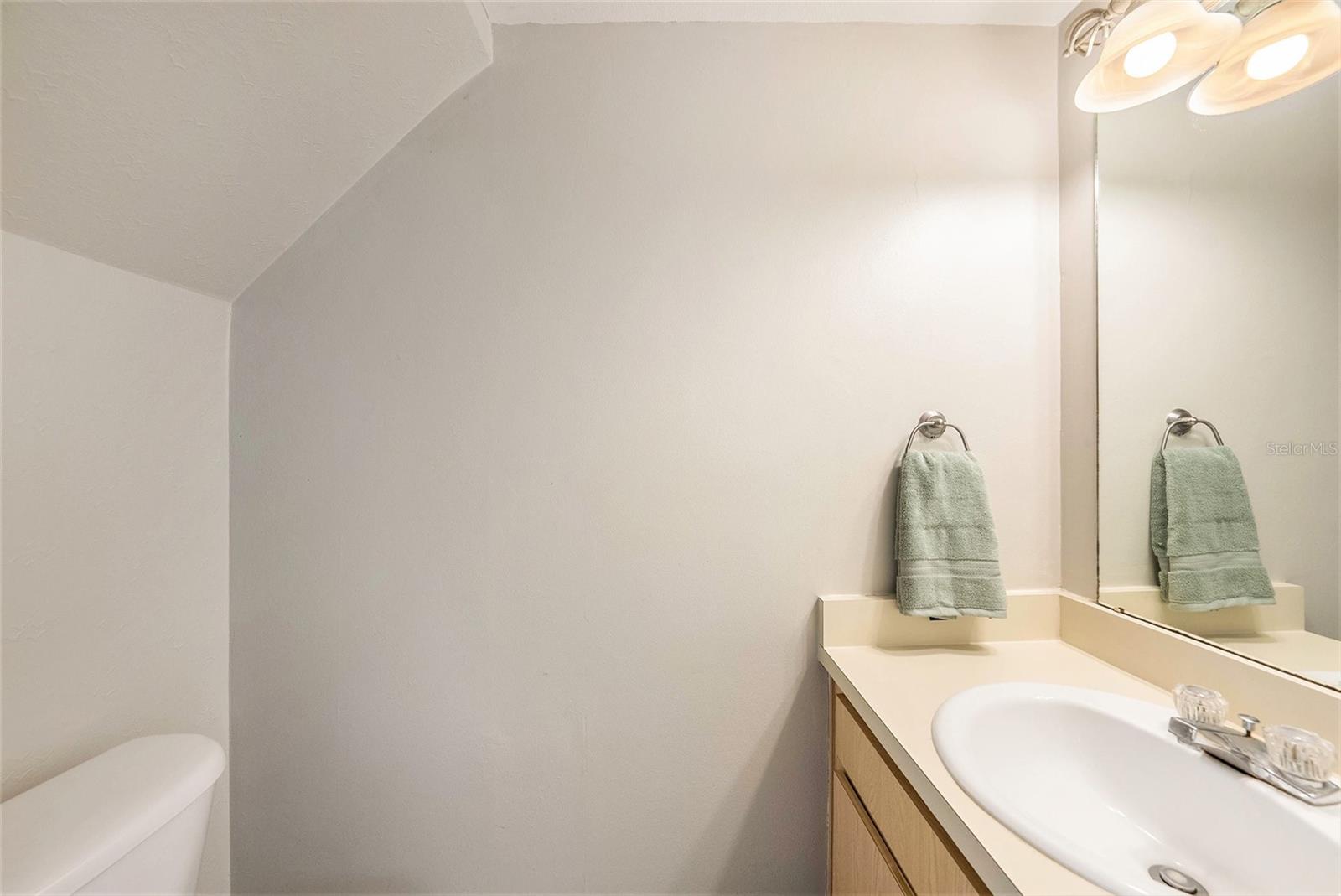 Image 14 of 28 For 5421 Britwell Court