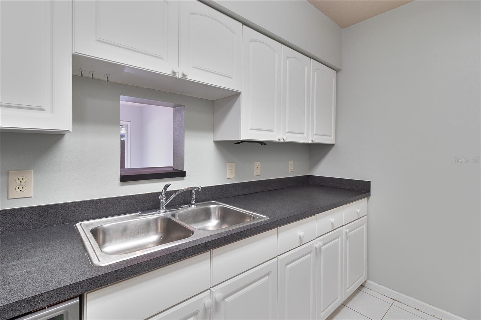 Image 8 of 45 For 3731 Cass Street