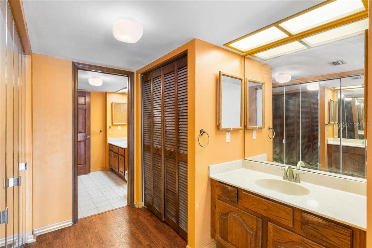 Image 18 of 29 For 2836 Countryside Boulevard 125