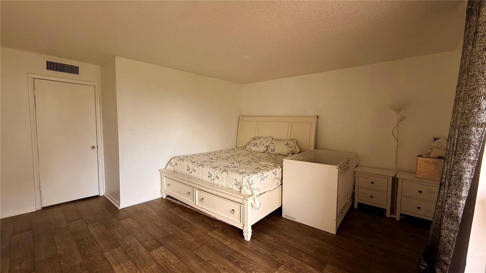 Image 16 of 24 For 2699 Seville Boulevard 607