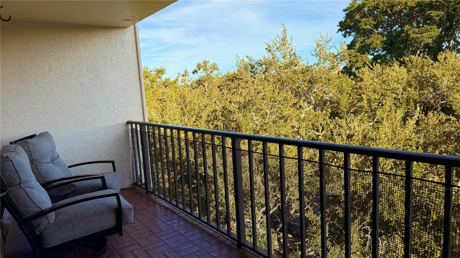Image 17 of 24 For 2699 Seville Boulevard 607