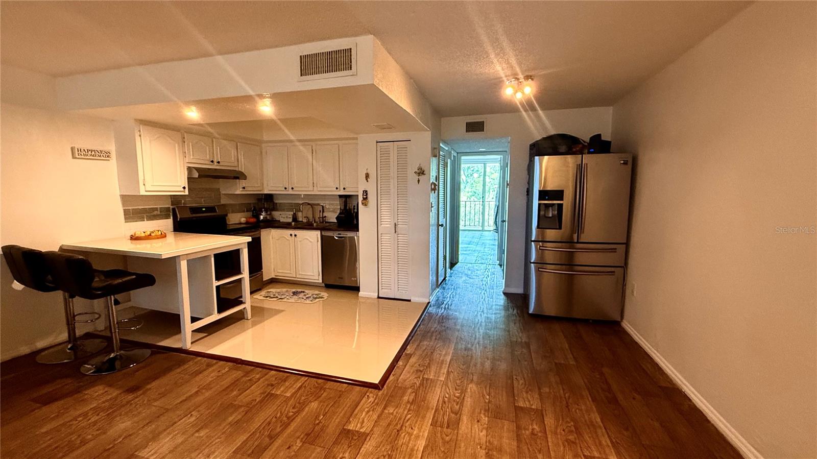 Image 8 of 24 For 2699 Seville Boulevard 607