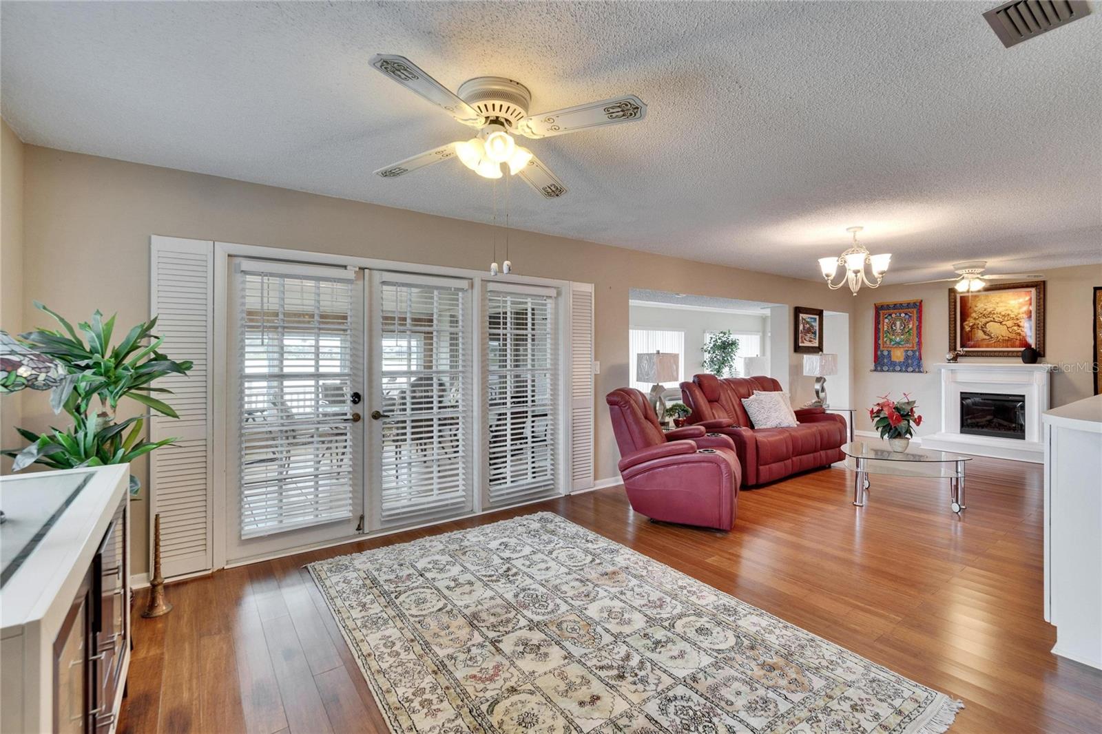 Image 48 of 73 For 1518 New Bedford Drive