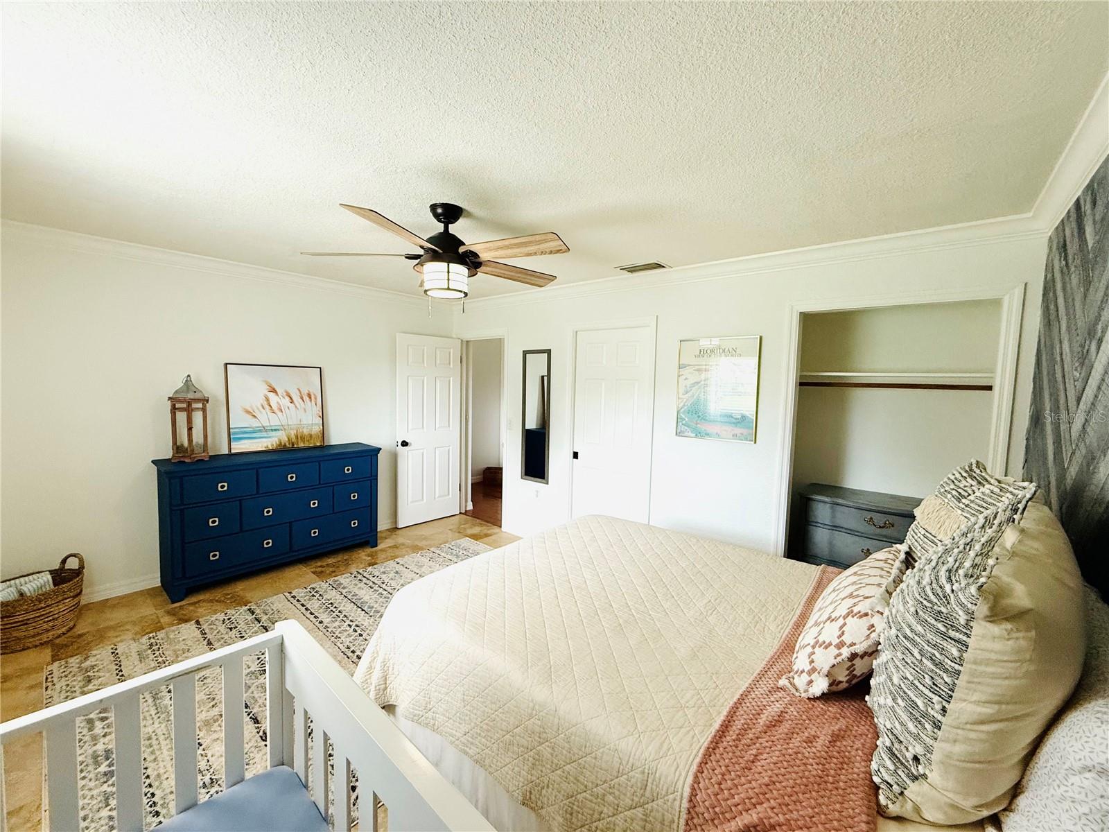 Image 11 of 29 For 29818 Seacol Street